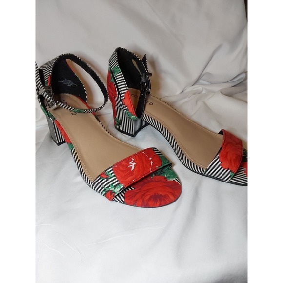 Torrid Womens Size 8.5W Floral Stripe Multicolor Block Heel Open Toe Sandal Shoe - Picture 4 of 10